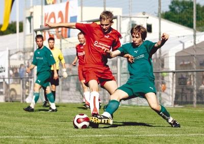 Sieben Auf Einen Streich Gr Tzingen L Sst Aich Im Derby Abblitzen