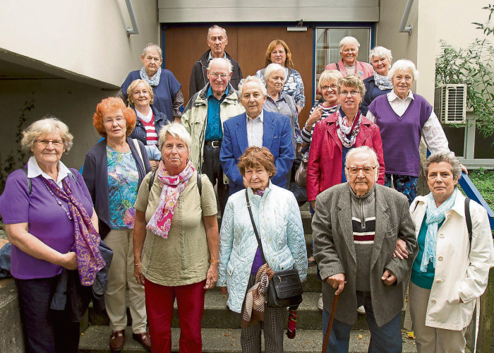 Aichtaler Senioren besuchen Zeitung Region Nürtinger Zeitung ntz de