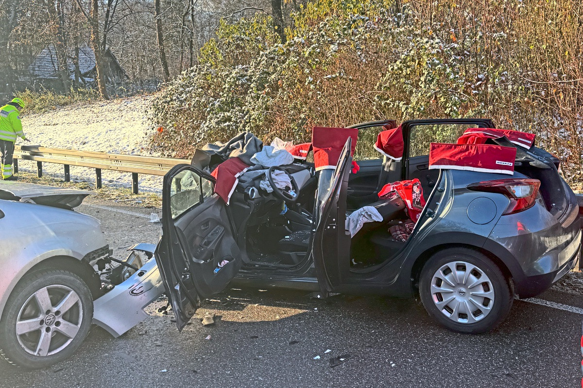 Zwei Frauen Schwer Verletzt Bei Frontalcrash Auf Der B 312 Bei ...