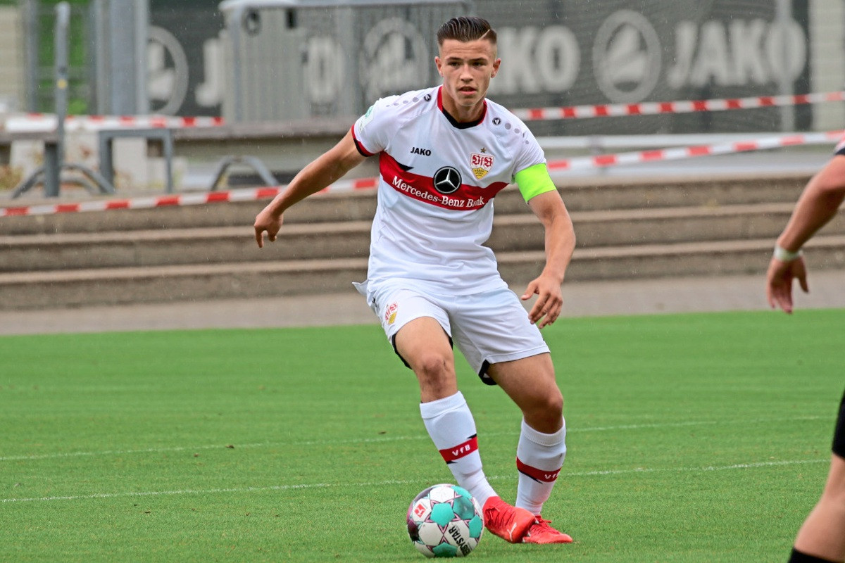 Nürtinger JanCarlo Simic trifft beim Pflichtspieldebüt für die AC