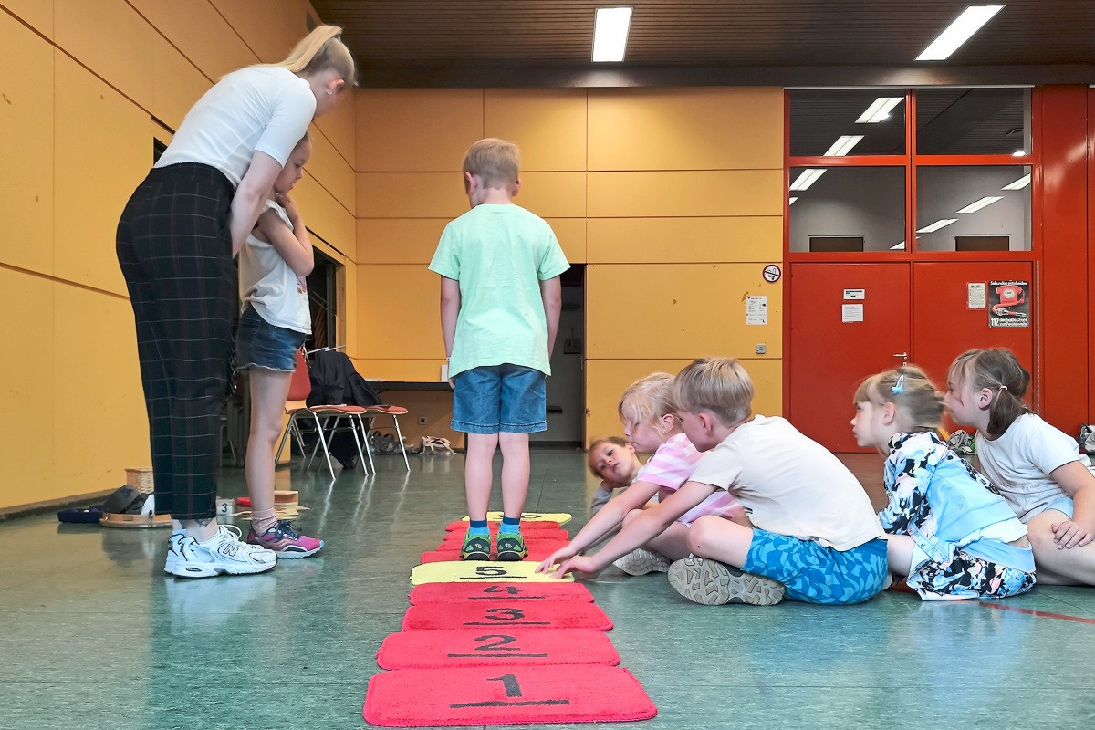 „Zahlenland“ im Kindergarten Linsenhofen: Wie Zahlen zu Freunden werden