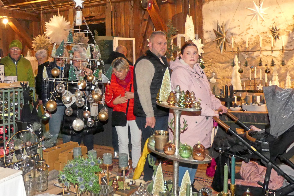 Martinimarkt in Bempflingen attracts many visitors