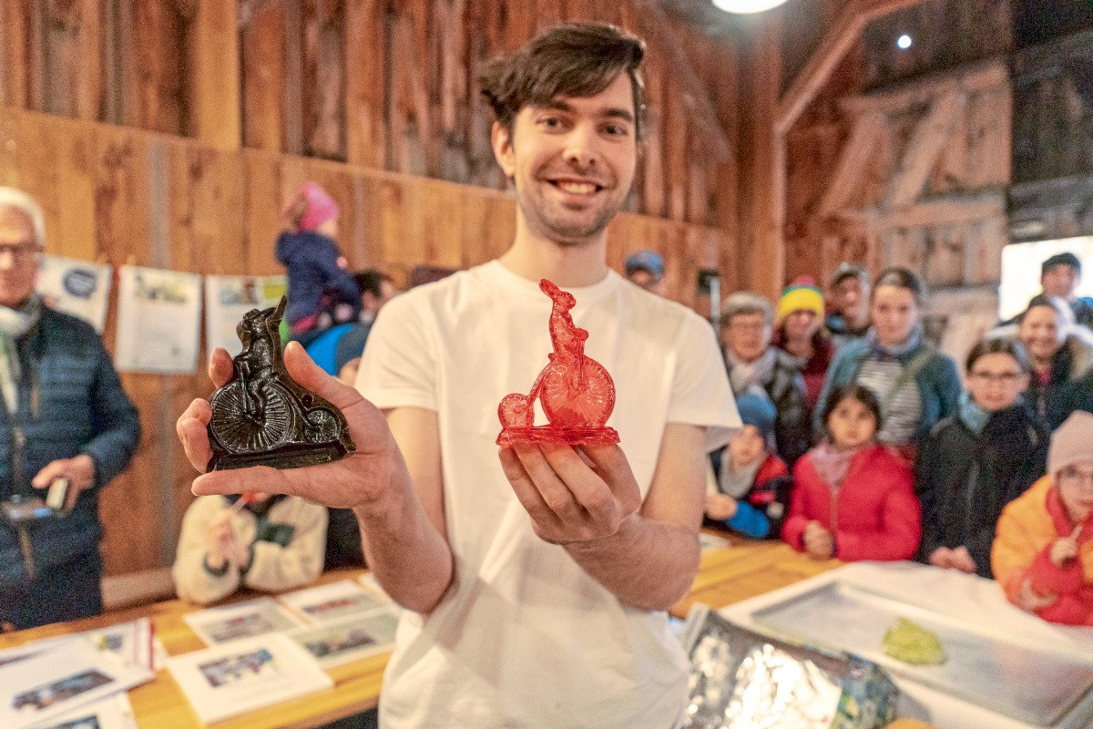 Die Familie Waldmann präsentiert in Beuren die Kunst der Zuckerhasen