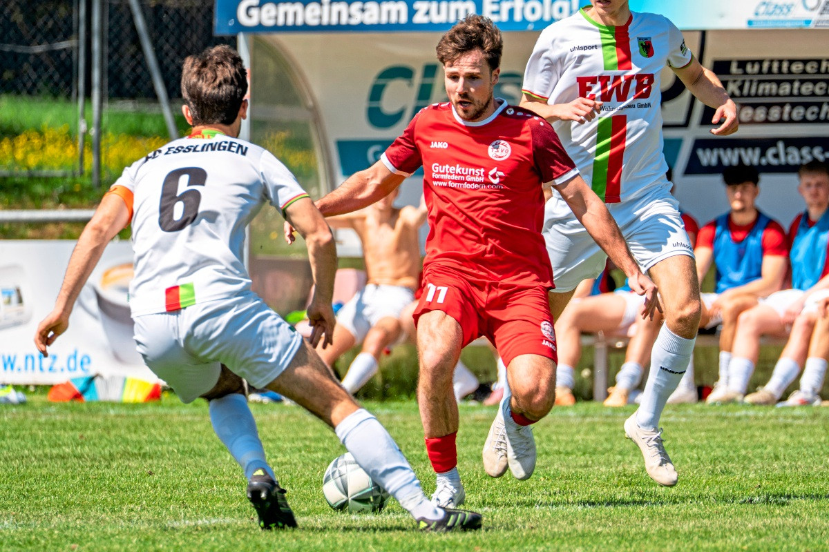 The TSV Oberensingen vs. TSV Neckartenzlingen kick-off in the live ticker