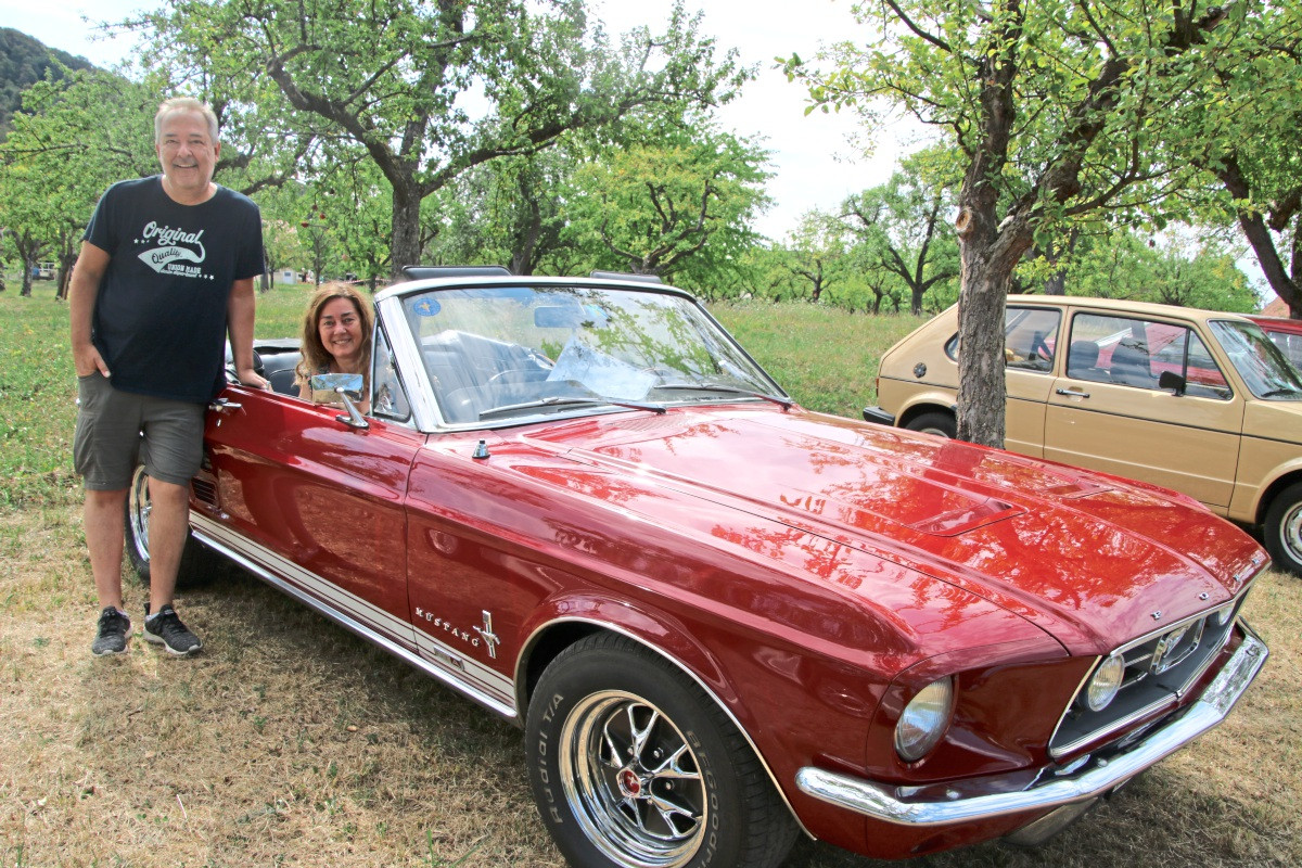 Classic car meet in Beuren: The Ford Mustang brought the couple together