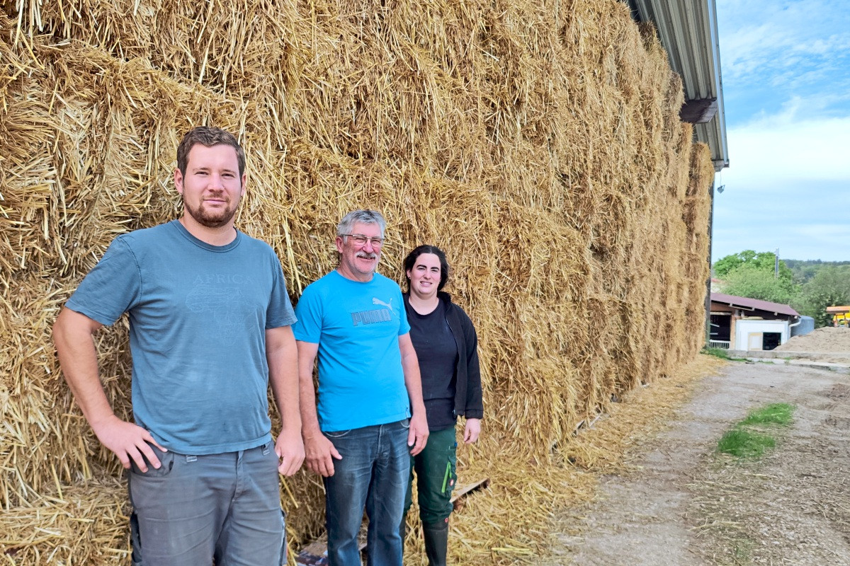The Haldenhof farm in Beuren defies the drought