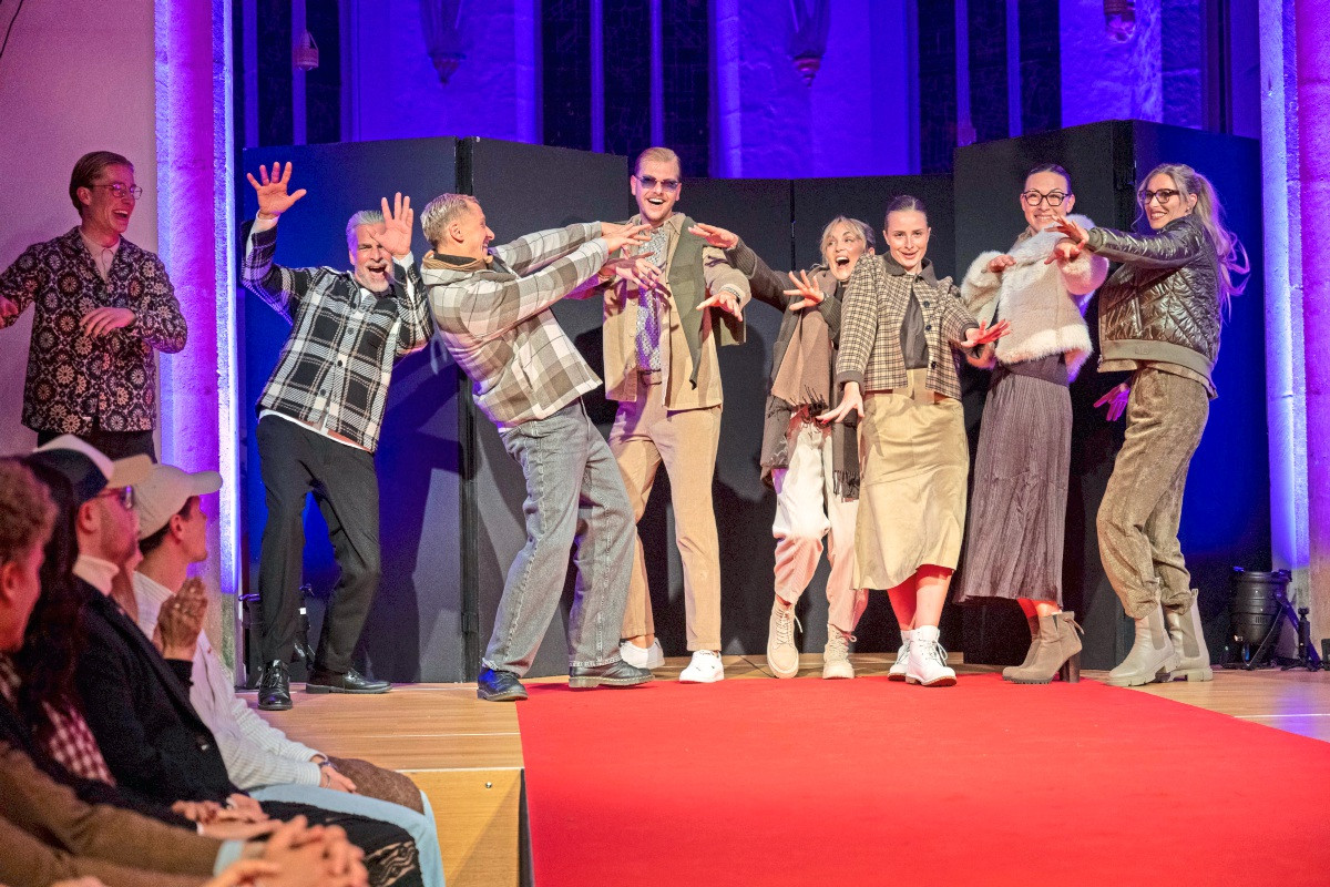 Nürtinger Style Night 2026: Modenschau begeistert in ausverkaufter ...